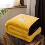 Magic Fleece Blanket Multifunctional Blanket Thickening Fleece Nap Air Conditioning Blanket - Image 2