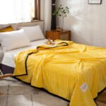 Magic Fleece Blanket Multifunctional Blanket Thickening Fleece Nap Air Conditioning Blanket - Image 9