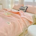 Korean Style Seersucker Washed Cotton Color Matching Bed Sheet Summer Quilt Four-piece Bedding Set Wholesale - Image 10